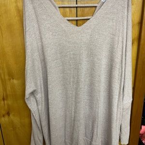 1X Boutique Long-Sleeves Top